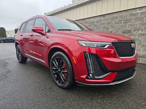 Certified 2024 Cadillac XT6 Sport w/ Technology Package image 13