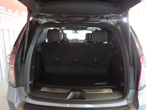 Used 2021 Chevrolet Tahoe Z71 w/ Luxury Package AWD/4WD image 30