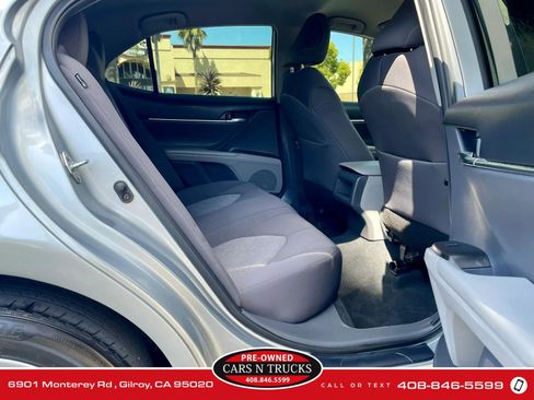 Used 2024 Toyota Camry LE w/ Convenience Package FWD image 12