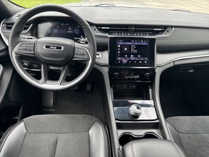 Used 2024 Jeep Grand Cherokee Altitude