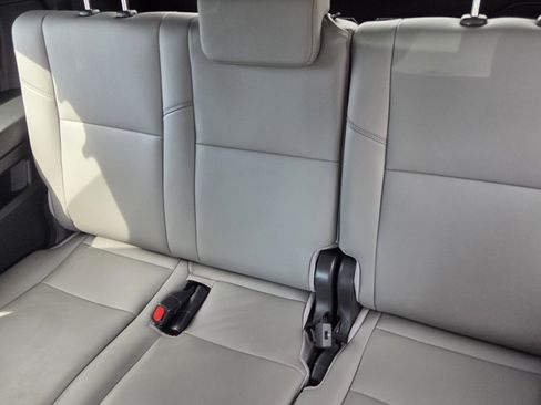 Used 2025 Toyota Sequoia Limited image 6