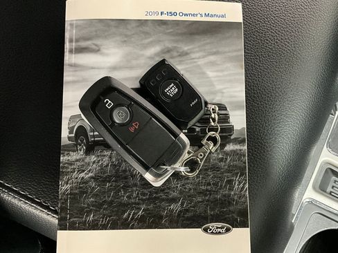 Used 2019 Ford F150 Lariat image 12