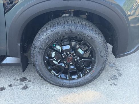 New 2025 Nissan Armada PRO-4X image 9