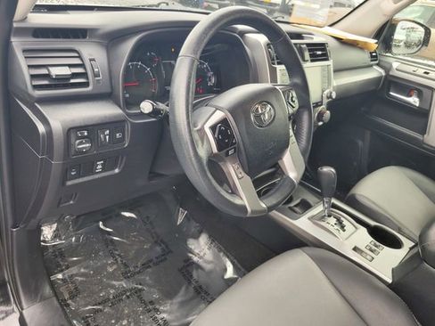 Used 2021 Toyota 4Runner SR5 Premium w/ Moonroof Package RWD image 12