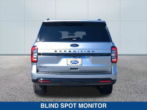 Used 2023 Ford Expedition Limited AWD/4WD image 4