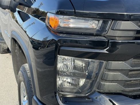 Used 2024 Chevrolet Silverado 2500 W/T image 17