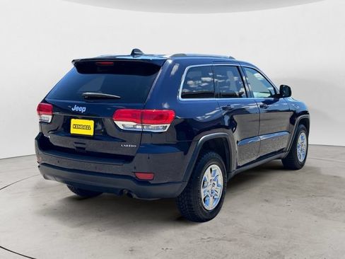 Used 2017 Jeep Grand Cherokee Laredo w/ Quick Order Package 23E AWD/4WD image 5