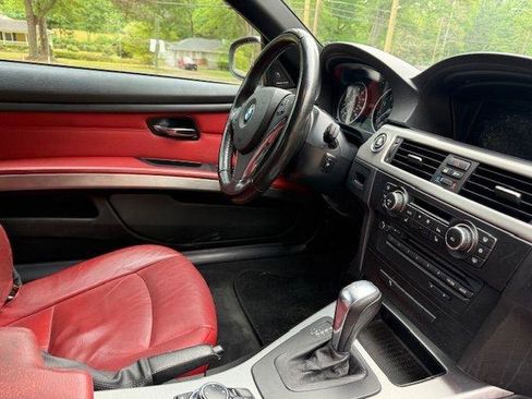 Used 2011 BMW 328i Convertible RWD image 6