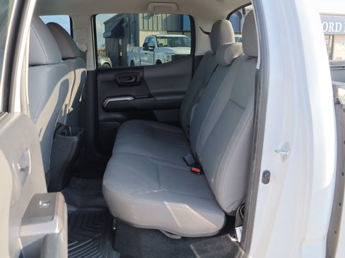 Used 2022 Toyota Tacoma SR5 image 29