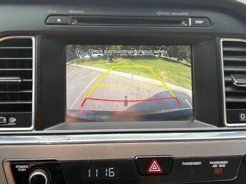 Used 2016 Hyundai Sonata SE image 12