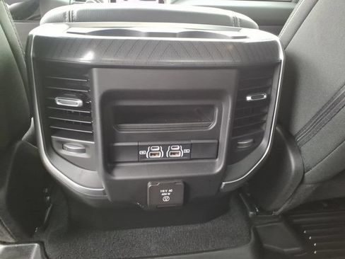 Used 2025 RAM 1500 Big Horn AWD/4WD image 15