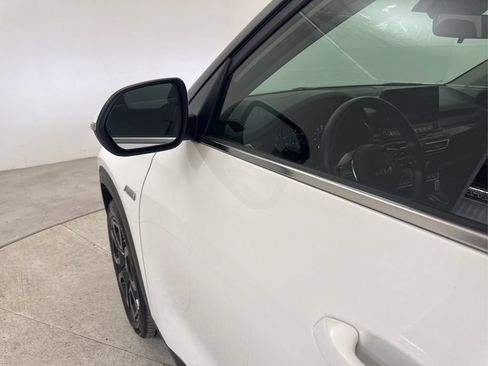 Used 2023 Kia Seltos EX AWD/4WD image 27