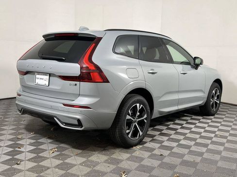 Used 2026 Volvo XC60 B5 Core AWD/4WD image 8