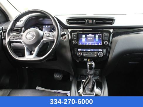 Used 2022 Nissan Rogue Sport SL image 8
