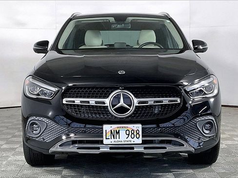 Used 2023 Mercedes-Benz GLA 250 w/ Premium Package image 2