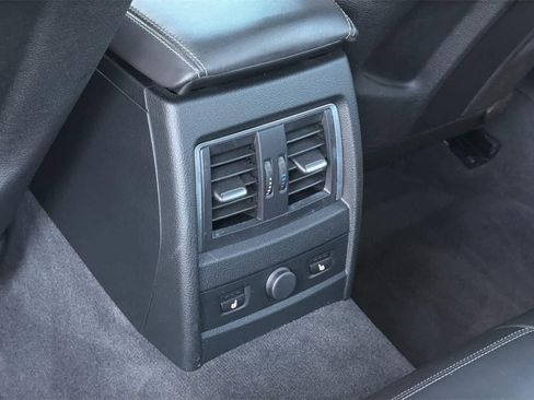 Used 2016 BMW M3 image 29