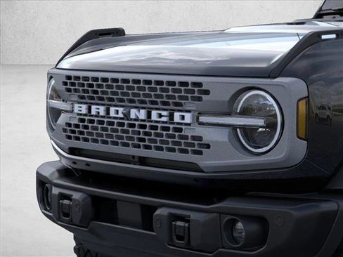 New 2026 Ford Bronco Badlands image 17