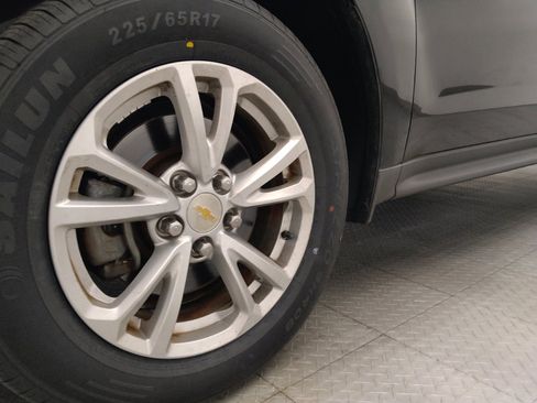 Used 2017 Chevrolet Equinox LT w/ Convenience Package FWD image 31