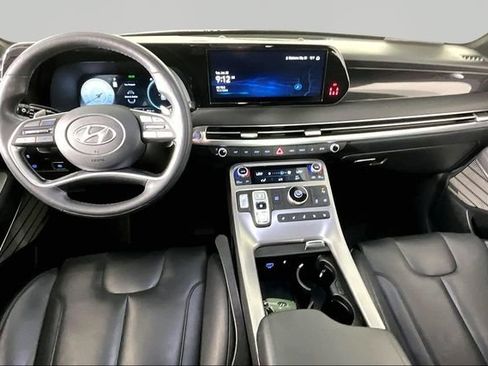 Used 2024 Hyundai Palisade Calligraphy FWD image 7