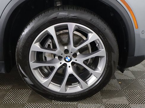 Used 2024 BMW X5 xDrive40i w/ Parking Assistance Package image 20