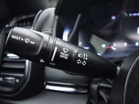 Used 2023 RAM 1500 Limited AWD/4WD image 38