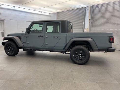 New 2026 Jeep Gladiator Sport image 5