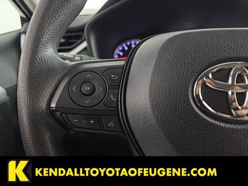 Used 2019 Toyota RAV4 XLE w/ Carpet Mat Package FWD image 15