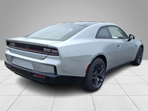 New 2024 Dodge Charger R/T w/ Plus Group image 3