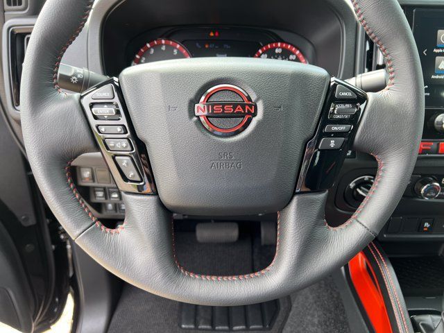 Used 2025 Nissan Frontier PRO-4X AWD/4WD image 19
