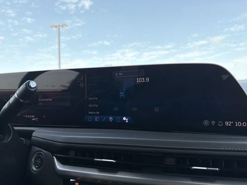 Used 2025 Cadillac XT4 Premium Luxury AWD/4WD image 32