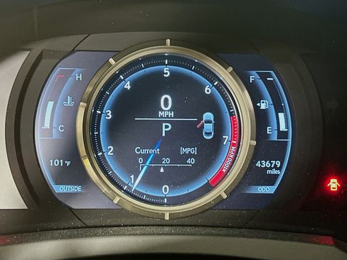 Used 2016 Lexus RC 350 RWD image 19