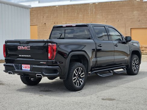 Used 2023 GMC Sierra 1500 AT4 w/ AT4 Premium Package image 4