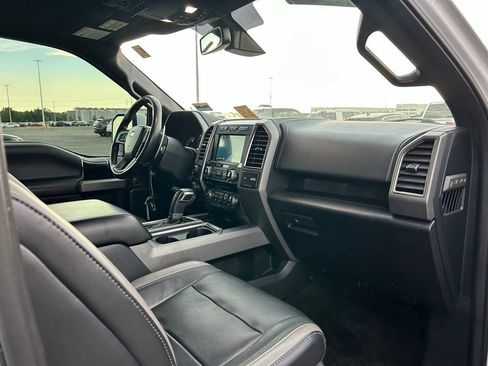 Used 2017 Ford F150 Raptor w/ Equipment Group 802A Luxury AWD/4WD image 10