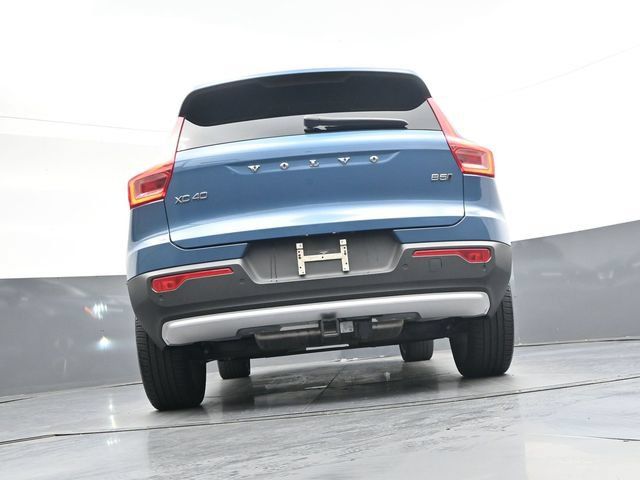 Used 2024 Volvo XC40 B5 Plus AWD/4WD image 32