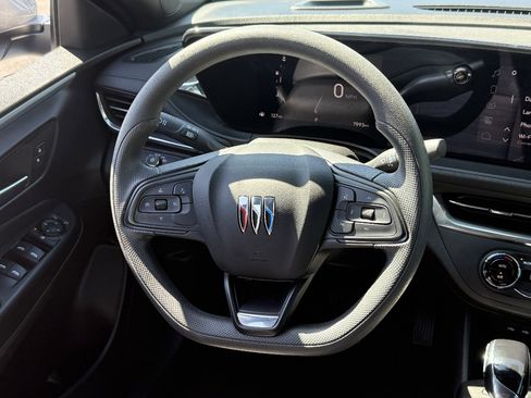 Used 2024 Buick Envista Sport Touring FWD image 21