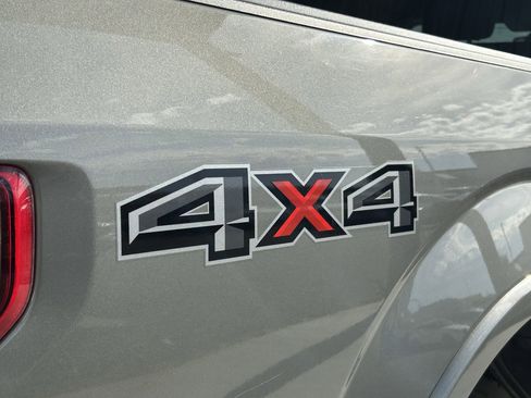 Used 2020 Ford F150 Lariat w/ Equipment Group 502A Luxury image 8