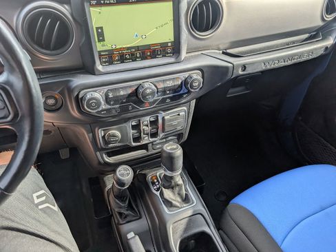 Used 2021 Jeep Wrangler Unlimited Sport image 14