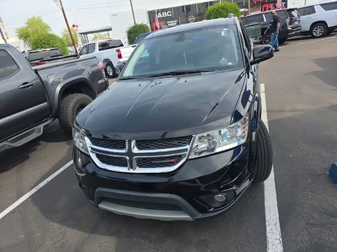 Used 2018 Dodge Journey SXT w/ Connectivity Group image 9