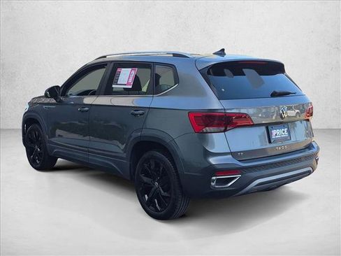Used 2022 Volkswagen Taos SE image 8