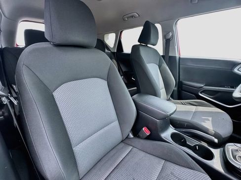 Used 2023 Kia Soul LX w/ LX Technology Package FWD image 30