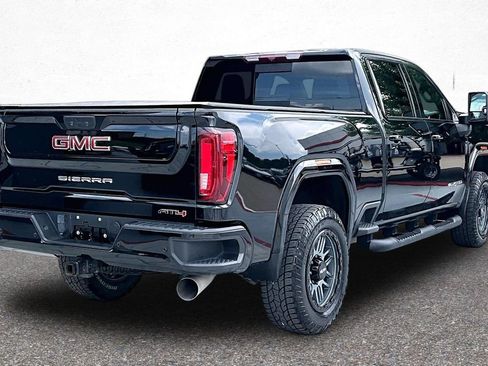 Used 2023 GMC Sierra 3500 AT4 w/ AT4 Preferred Package AWD/4WD image 7