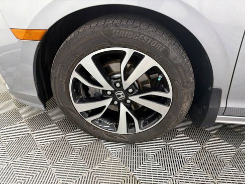 Used 2018 Honda Odyssey Elite image 13