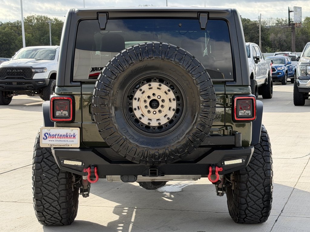 Used 2023 Jeep Wrangler Sport AWD/4WD image 5