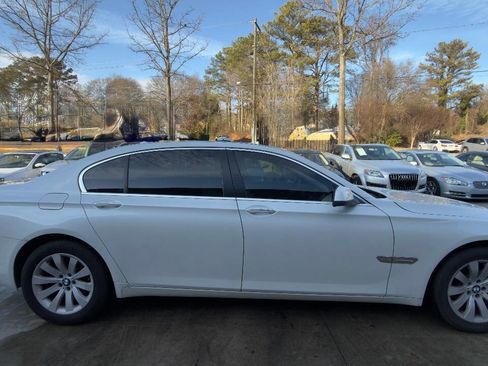 Used 2009 BMW 750Li image 11