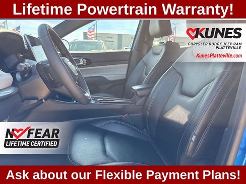 Used 2025 Jeep Compass Limited AWD/4WD image 13
