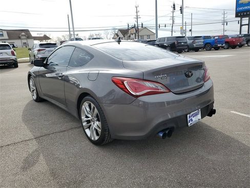 Used 2013 Hyundai Genesis 2.0T image 3