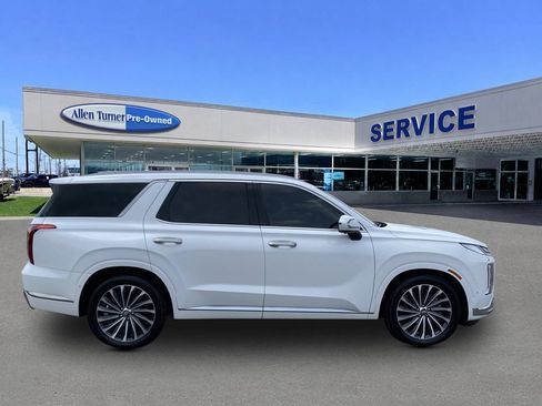 Used 2023 Hyundai Palisade Calligraphy FWD image 9