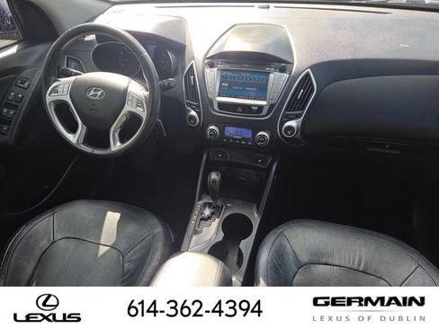 Used 2011 Hyundai Tucson Limited w/ Premium Pkg 3 AWD/4WD image 32