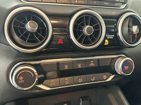 Used 2020 Nissan Sentra S FWD image 19