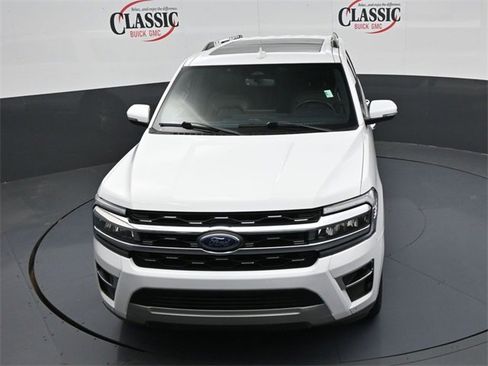 Used 2022 Ford Expedition Limited image 20